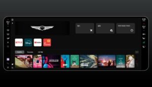 Genesis GV90 con Cinematic Display OLED e sistema infotainment Pleos Connect