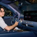 Genesis GV90 Cinematic Display, sistema OLED per infotainment e intrattenimento a bordo
