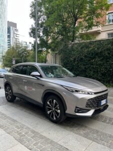 MG HS ibrida nella flotta ufficiale di Fuoricinema 2026 a Milano