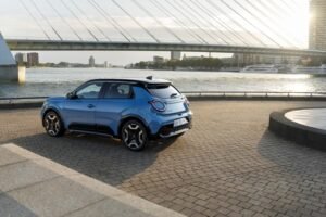 Nissan Micra elettrica, compatta a batteria premiata con cinque stelle Green NCAP