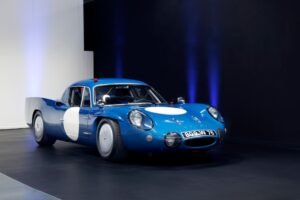 Renault 8 Gordini Concept, coupé elettrica da 270 CV ispirata alla storica sportiva francese