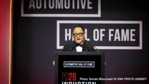 Akio Toyoda premiato dall’Automotive Hall of Fame per il contributo alla storia di Toyota