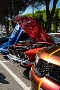 Auto americane protagoniste della US Car on the Beach a Lignano Sabbiadoro
