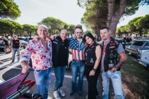 Auto americane protagoniste della US Car on the Beach a Lignano Sabbiadoro
