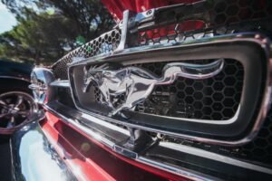 Auto americane protagoniste della US Car on the Beach a Lignano Sabbiadoro