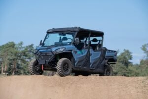 UTV elettrico della gamma WEV Electric per lavoro e attività fuoristrada