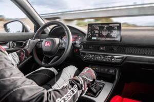 Honda Civic Type R 2027, hot hatch da 315 CV con cambio manuale