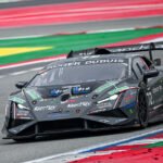 Simone Iaquinta e Kevin Gilardoni con la Lamborghini Huracán ST Evo2 di DL Racing a Barcellona