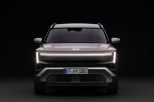 Nuova Hyundai Tucson, SUV Hyundai rinnovato con design più deciso e gamma ibrida