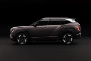 Nuova Hyundai Tucson, SUV Hyundai con design rinnovato e gamma ibrida fino a 292 CV