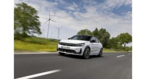 Opel Corsa GSE, hot hatch elettrica da 281 CV con autonomia fino a 374 km