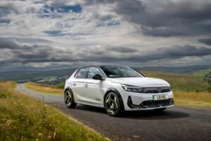 Vauxhall Corsa GSE, hot hatch elettrica ad alte prestazioni premiata nel 2026
